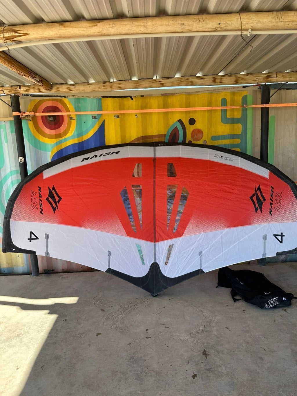 NAISH - ADX 2025 USADO