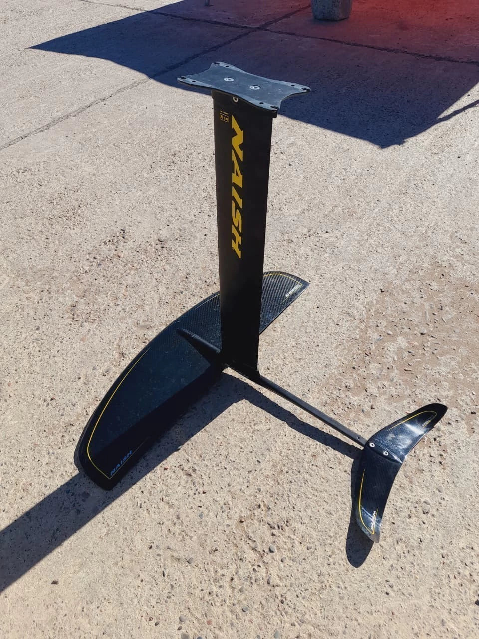 NAISH - EQUIPO DE FOIL COMPLETO USADO