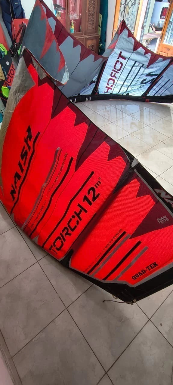 NAISH - TORCH CON BARRA USADOS